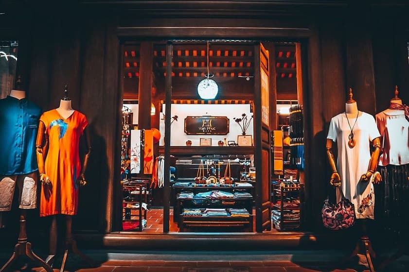 SÓNG VÀNG QUÊ LỤA